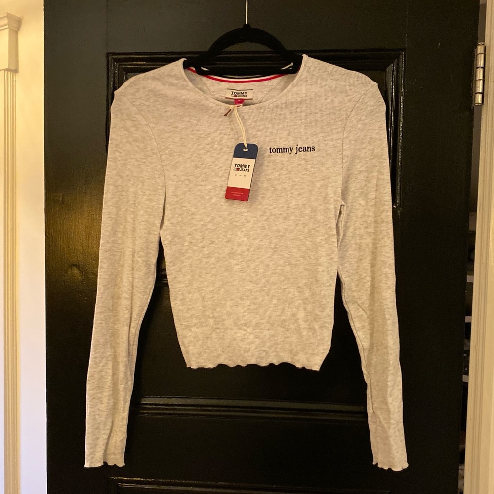 NWT Tommy Hilfiger Long Sleeve Top